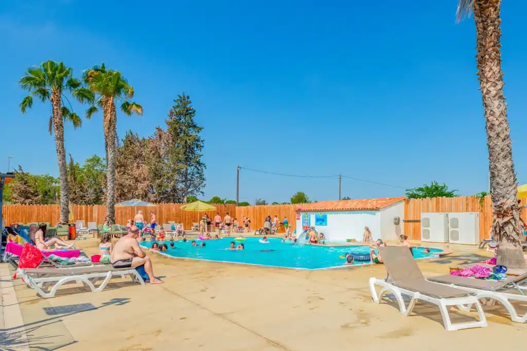 camping cottage piscine